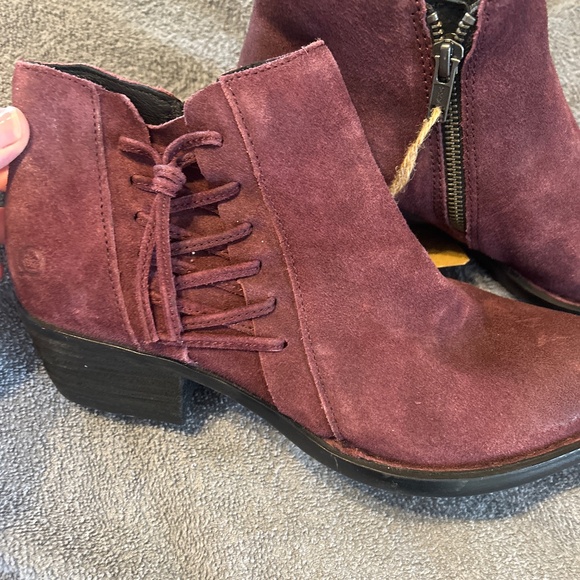 Born booties - Picture 1 of 7